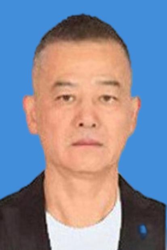周荣霏